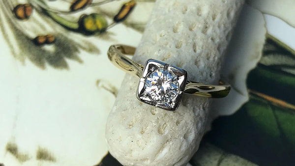 What is a vintage ring?