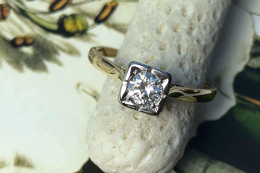 What is a vintage ring?