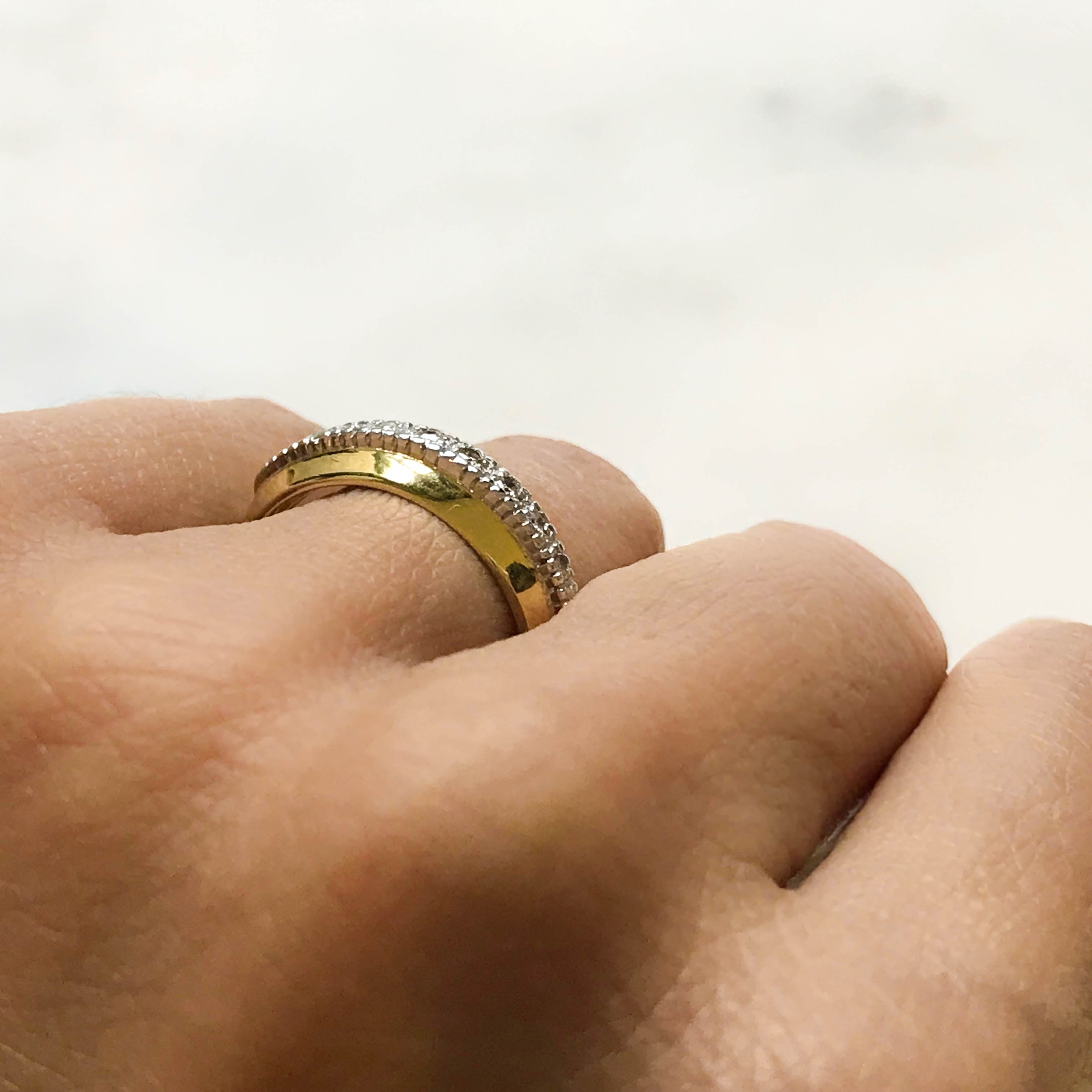 Angie Vintage diamond ring