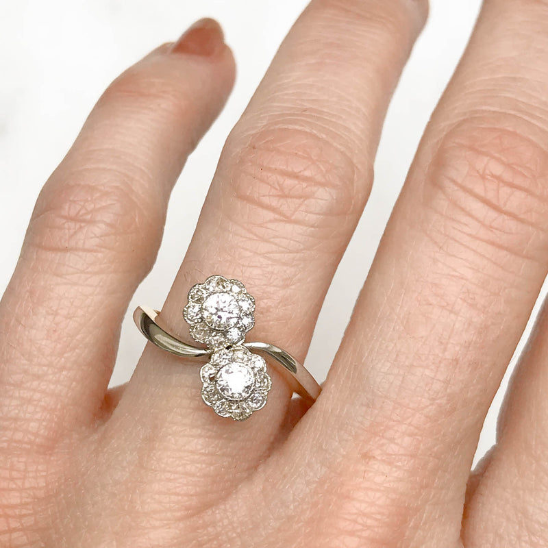 Mae Antique Diamond Daisy Toi et Moi Engagement Ring