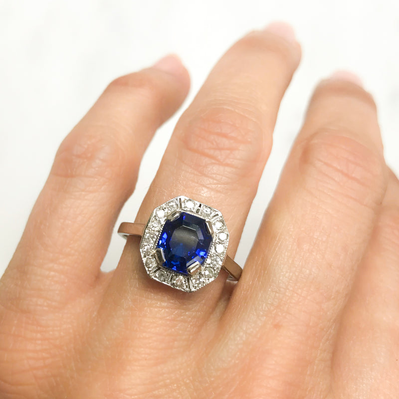 Daisy sapphire and diamond Art Deco engagement ring